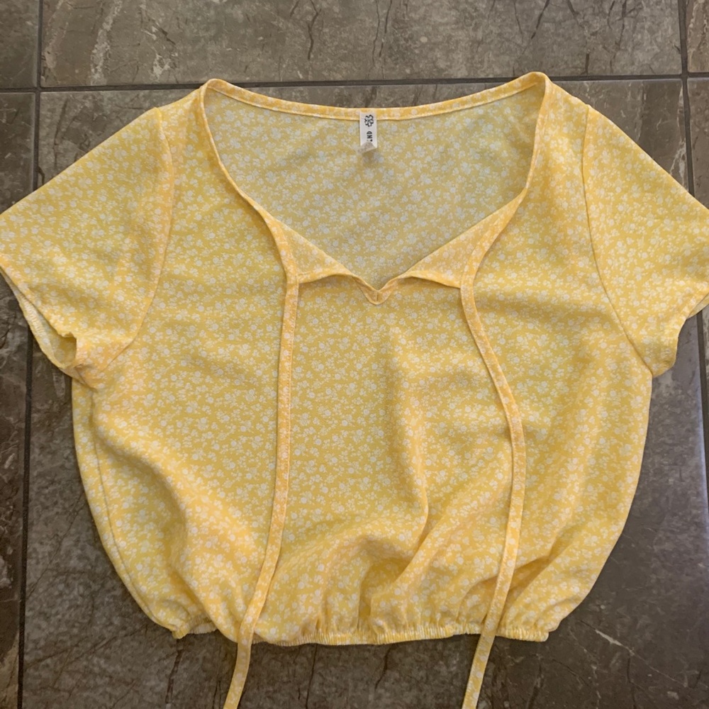 Yellow Short-Sleeve Shirt